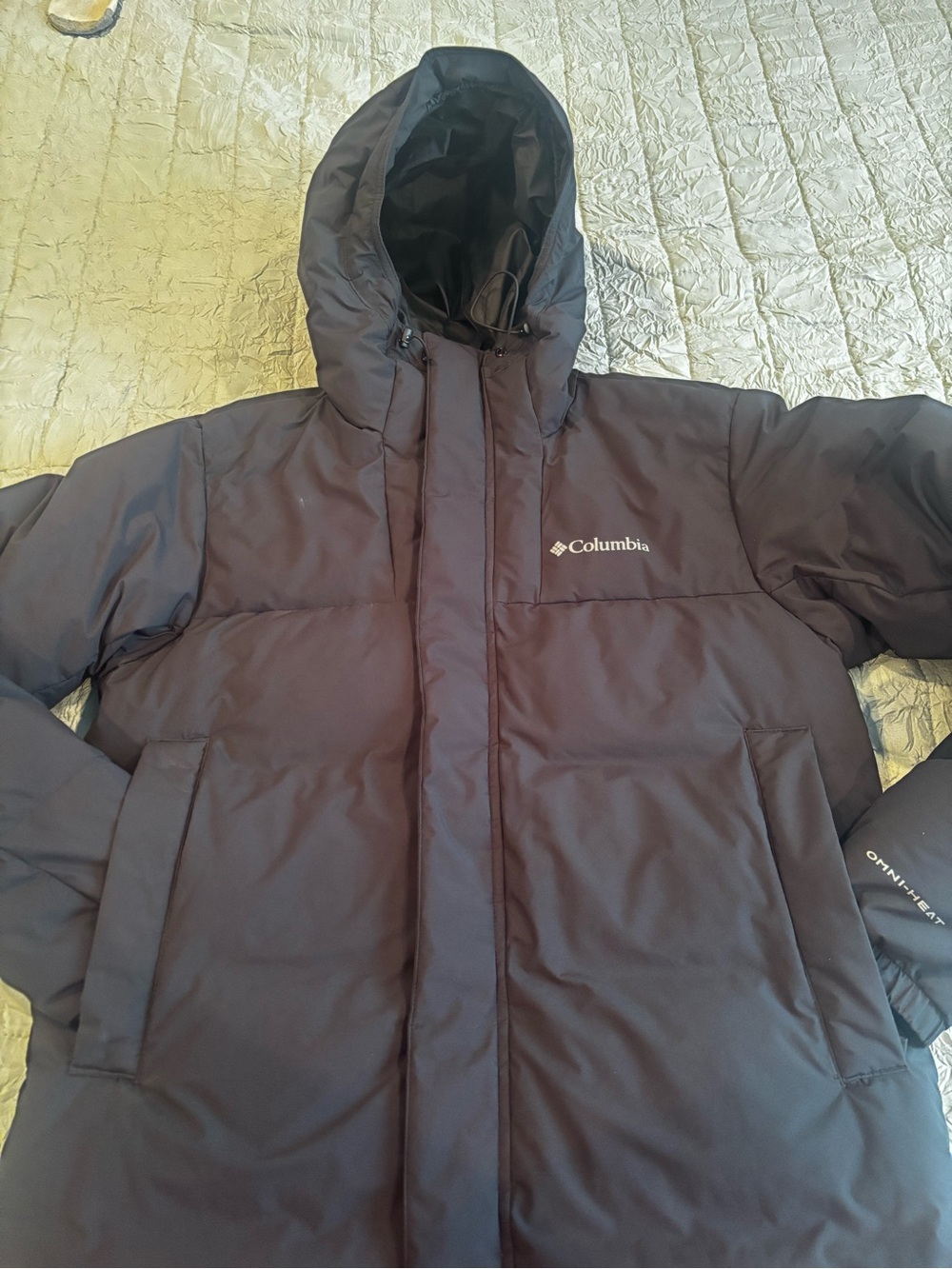 Columbia Men's Puffer Jacket in Black
